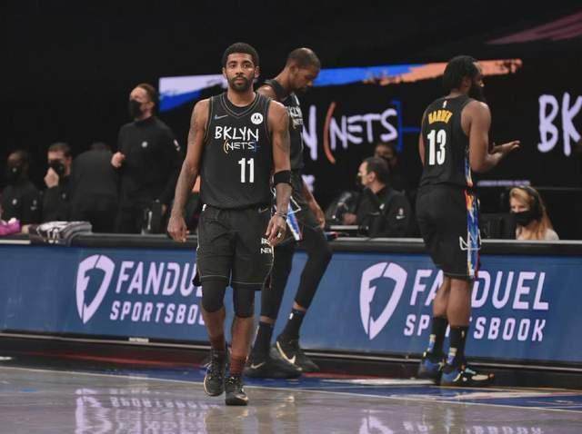 世界杯比赛在线观看地址-三个臭皮匠赛过诸葛亮 三个诸葛亮？卡椒也投降！