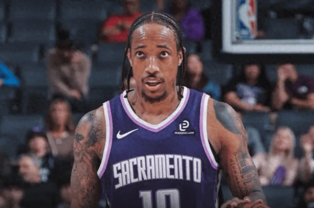 世界杯比赛在线观看地址-就在今天，德罗赞爆发了，这项NBA史无前例的纪录，被他做到了|爵士|国王|拉塞尔-威斯布鲁克|萨克拉门托国王队|阿马里·威廉姆斯_新浪体育_新浪新闻